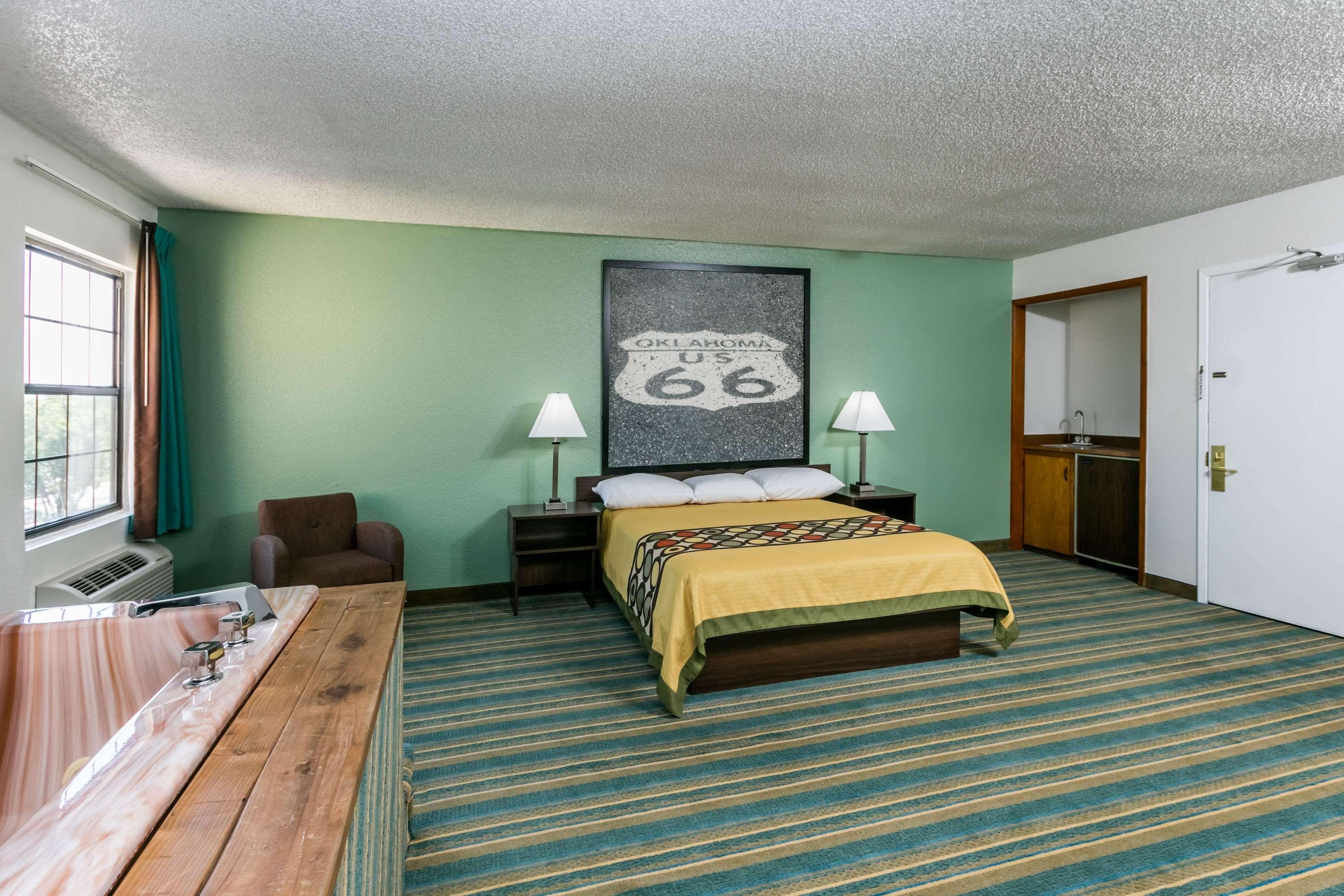 Super 8 By Wyndham Sapulpa/Tulsa Area Motel Glenpool Buitenkant foto